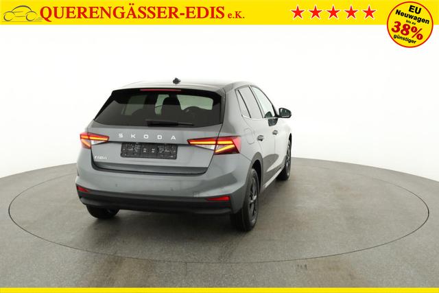 Skoda Fabia Selection 1.0 TSI DSG Selection, KESSY, Kamera, 15-Zoll schwarz, Winter, Ladeboden 