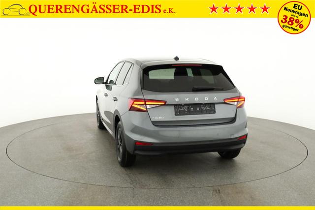 Skoda Fabia Selection 1.0 TSI DSG Selection, KESSY, Kamera, 15-Zoll schwarz, Winter, Ladeboden 