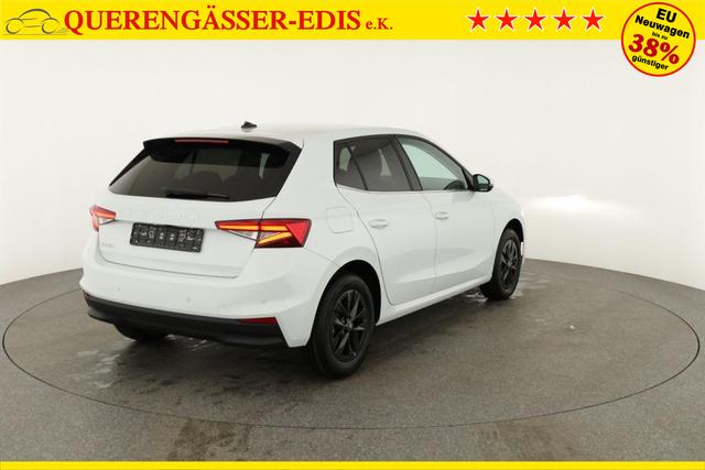 Skoda Fabia Selection 1.0 TSI DSG Selection, KESSY, Kamera, 15-Zoll schwarz, Winter, Ladeboden 