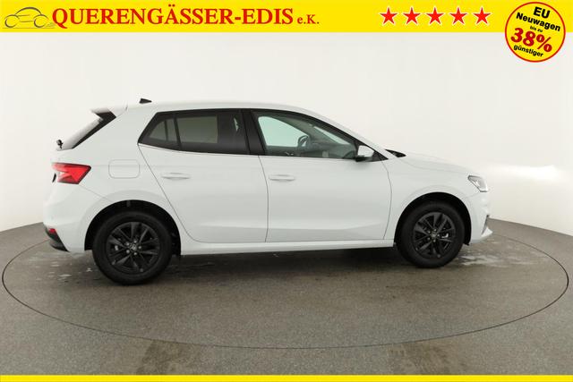 Skoda Fabia Selection 1.0 TSI DSG Selection, KESSY, Kamera, 15-Zoll schwarz, Winter, Ladeboden 