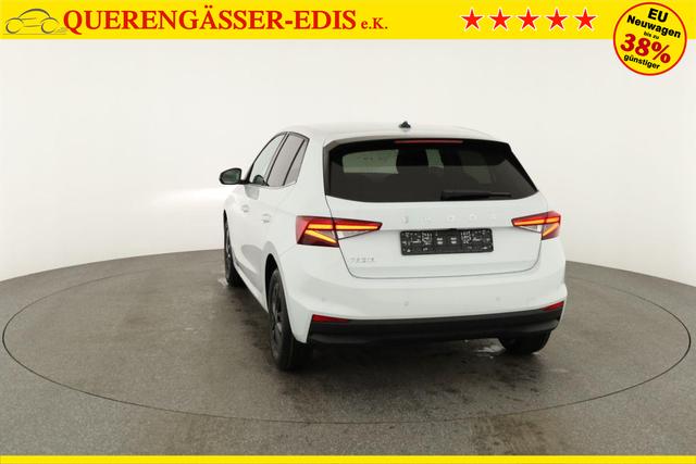 Skoda Fabia Selection 1.0 TSI DSG Selection, KESSY, Kamera, 15-Zoll schwarz, Winter, Ladeboden 