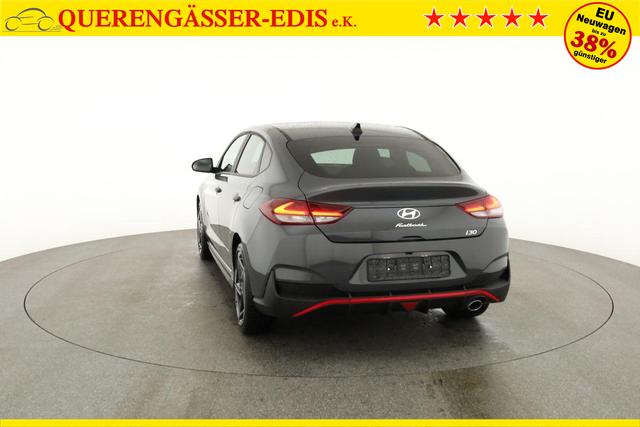 Hyundai i30 N Line 1.5 T-GDI DCT Fastback N-LINE, Navi, 18-Zoll, Kamera, LED, Winter 