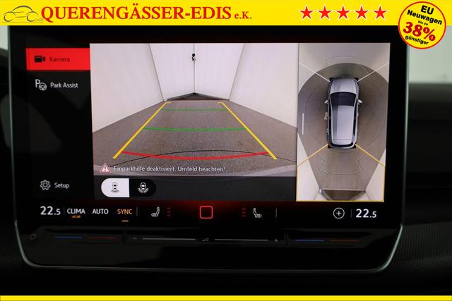 Volkswagen Golf 2.0 TSI 195 kW GTI VIII DSG Black Style, Pano, Navi, Side, Matrix, AreaView, Winter, 19-Zoll 