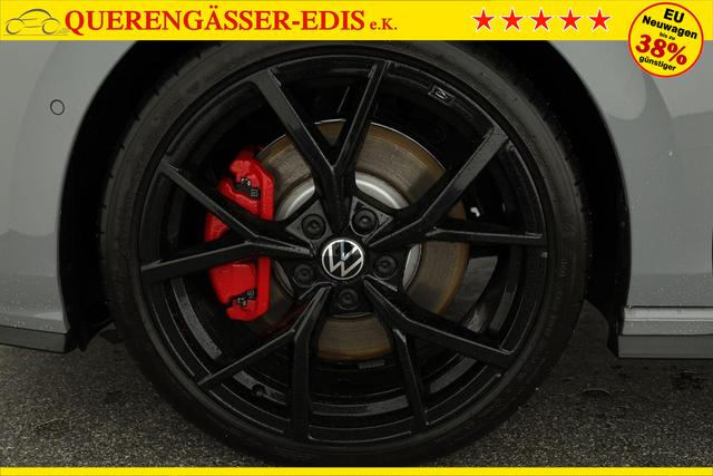 Volkswagen Golf 2.0 TSI 195 kW GTI VIII DSG Black Style, Pano, Navi, Side, Matrix, AreaView, Winter, 19-Zoll 