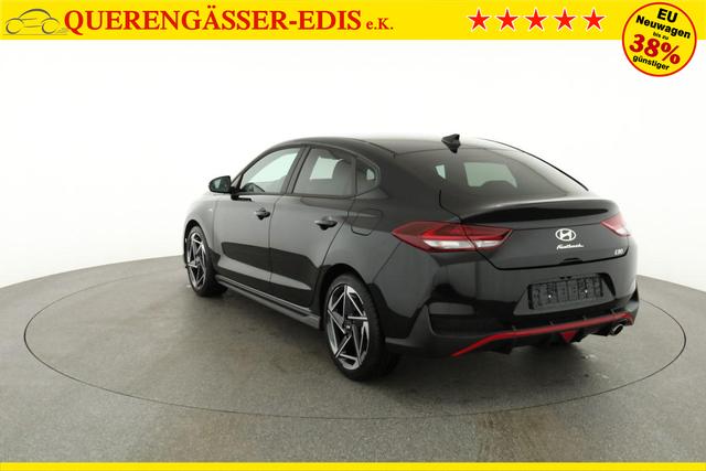 Hyundai i30 N Line 1.5 T-GDI DCT Fastback N-LINE, Navi, 18-Zoll, Kamera, LED, Winter 