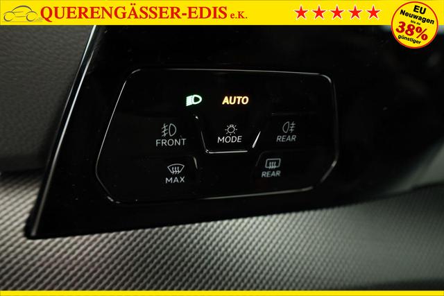 Volkswagen Golf 2.0 TSI 195 kW GTI VIII DSG, Navi, Side, Matrix, Kamera, Winter, 19-Zoll 