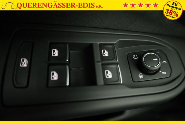 Volkswagen Golf 2.0 TSI 195 kW GTI VIII DSG, Navi, Side, IQ.Light, Kamera, Winter 