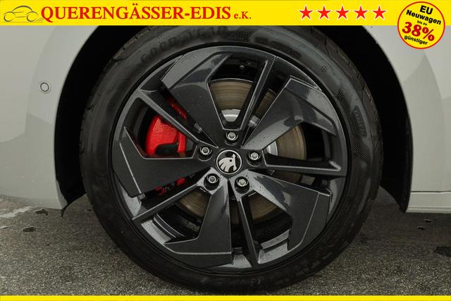 Skoda Octavia Combi 2.0 TSI 195 kW RS DSG, AHK, Navi, Matrix, Side, Winter, 5 J.-Garantie 