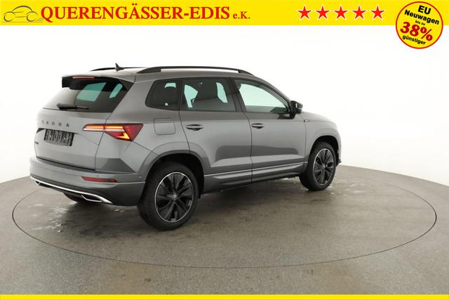 Skoda Karoq Sportline 1.5 TSI DSG Sportline, AHK, Navi, CANTON, Matrix, AreaView, Side, Kamera, el. Klappe, FS-beheizbar 