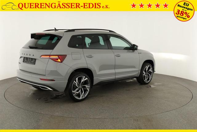 Skoda Karoq Sportline 1.5 TSI DSG Sportline, Pano, AHK, Navi, CANTON, Matrix, AreaView, Side, FS-beheizbar, 19-Zoll 