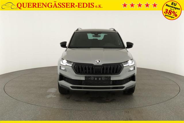 Skoda Karoq Sportline 1.5 TSI DSG Sportline, Pano, AHK, Navi, CANTON, Matrix, AreaView, Side, FS-beheizbar, 19-Zoll 