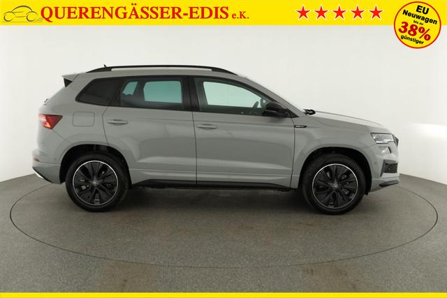 Skoda Karoq Sportline 4x4 2.0 TDI DSG Sportline, Pano, AHK, Navi, Matrix, AreaView, Side, Kamera, el. Klappe, FS-beheizbar, Winter 