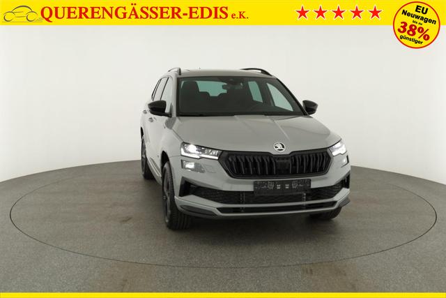 Skoda Karoq Sportline 4x4 2.0 TDI DSG Sportline, Pano, AHK, Navi, Matrix, AreaView, Side, Kamera, el. Klappe, FS-beheizbar, Winter 