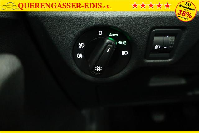 Skoda Kamiq Selection 1.5 TSI Selection, AHK, LED, Kamera, Ladeboden, Winter, 16-Zoll 