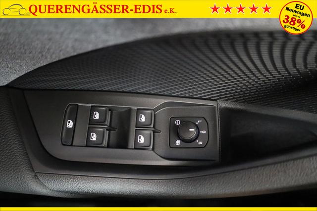 Skoda Octavia Combi 1.5 TSI 110 kW Selection Selection, AHK, LED, Side, ACC, Kamera, 17-Zoll 