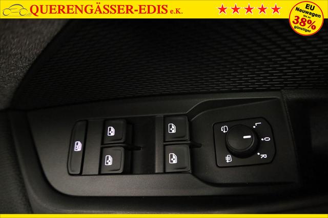 Skoda Octavia Combi 1.5 TSI 110 kW Selection Selection, AHK, LED, Side, ACC, Kamera, 17-Zoll 