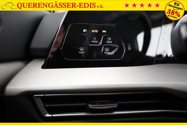 Volkswagen Golf Variant 1.5 eTSI 110 kW Life VIII DSG Life, AHK, easyOpen, Kamera, LED, Side, 3 J.-Garantie 