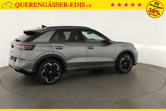 Volkswagen T-Roc 1.5 eTSI 110 kW R-Line DSG Black, AHK, IQ.Light, Kamera, el. Klappe, 19-Zoll 