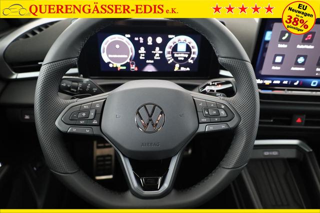 Volkswagen T-Roc 1.5 eTSI 110 kW R-Line DSG Black, AHK, IQ.Light, Kamera, el. Klappe, 19-Zoll 