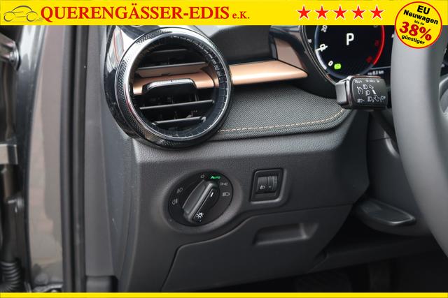 Skoda Fabia 1.0TSI DSG "130LET Prem" 