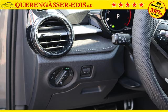 Skoda Fabia 1.0TSI DSG "Dynamic" *Kessy*Kam*SHZ+LKH*Temp*LED* 