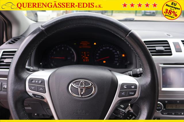 Toyota Avensis Combi 1.8 "SOL" 
