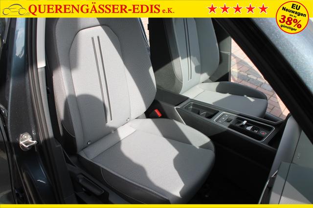 Seat Leon Sportstourer ST 1.5 eTSI DSG "Style" *AHK*PLA+Kam*SHZ*ACC* 