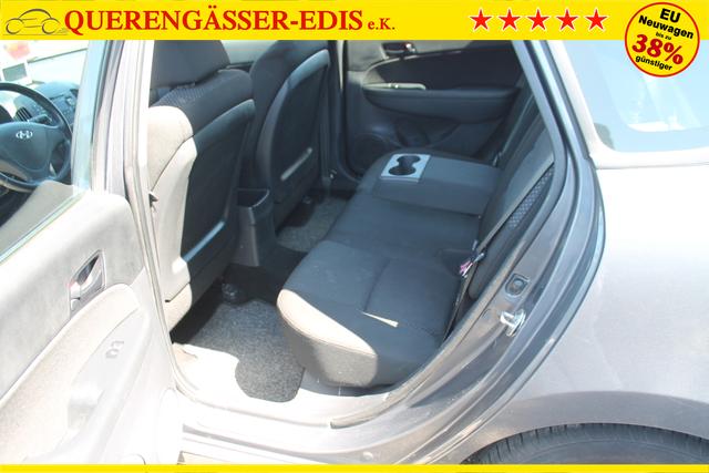 Hyundai i30 Kombi CW *NAVI*Klima*AHK* 