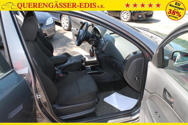 Hyundai i30 Kombi CW *NAVI*Klima*AHK* 