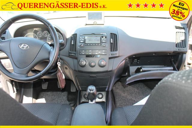Hyundai i30 Kombi CW *NAVI*Klima*AHK* 