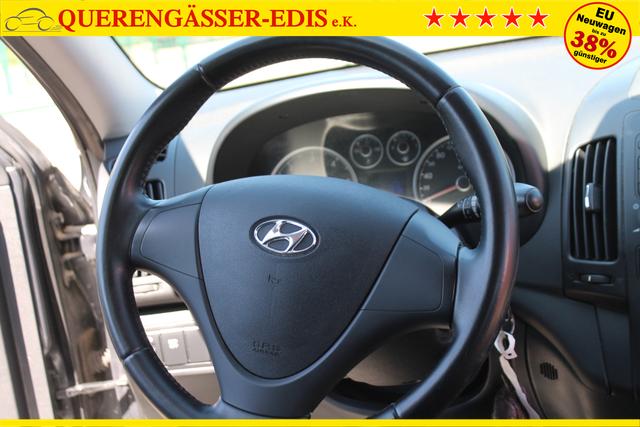 Hyundai i30 Kombi CW *NAVI*Klima*AHK* 