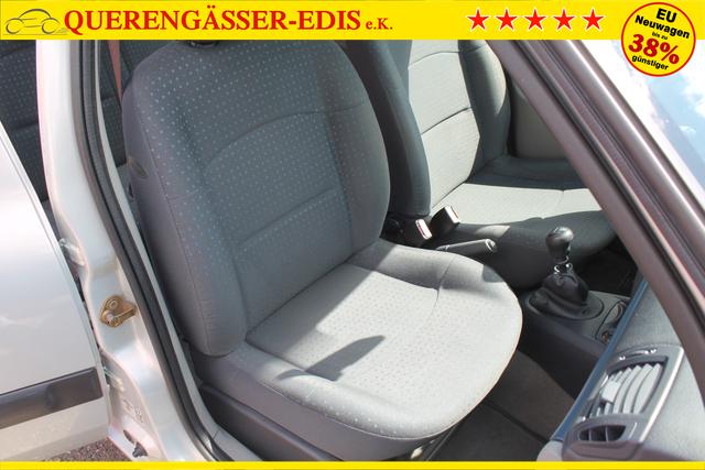 Renault Clio 1.2 16V 55KW 