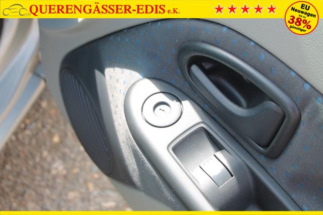 Renault Clio 1.2 16V 55KW 