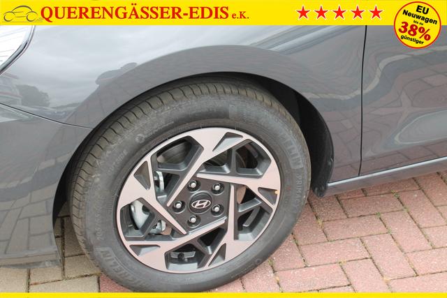 Hyundai i30 Kombi 1.5 T-GDi MHEV DCT "Style" *Navi*Kessy*SHZ+LKH*LED*2 Z Klima* 