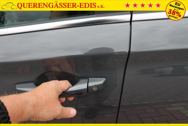 Hyundai i30 Kombi 1.5 T-GDi MHEV DCT "Style" *Navi*Kessy*SHZ+LKH*LED*2 Z Klima* 
