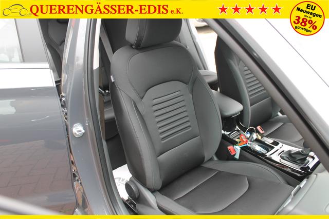 Hyundai i30 Kombi 1.5 T-GDi MHEV DCT "Style" *Navi*Kessy*SHZ+LKH*LED*2 Z Klima* 