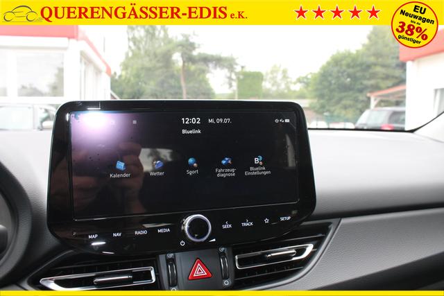 Hyundai i30 Kombi 1.5 T-GDi MHEV DCT "Style" *Navi*Kessy*SHZ+LKH*LED*2 Z Klima* 