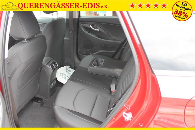Hyundai i30 Kombi 1.5 T-GDi MHEV DCT "Style" *Navi*Kessy*SHZ+LKH*LED*2 Z Klima* 