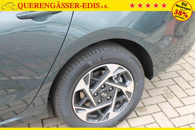 Hyundai i30 Kombi 1.5 T-GDi MHEV DCT "Style" *Navi*Kessy*SHZ+LKH*LED*2 Z Klima* 