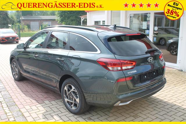 Hyundai i30 Kombi 1.5 T-GDi MHEV DCT "Style" *Navi*Kessy*SHZ+LKH*LED*2 Z Klima* 