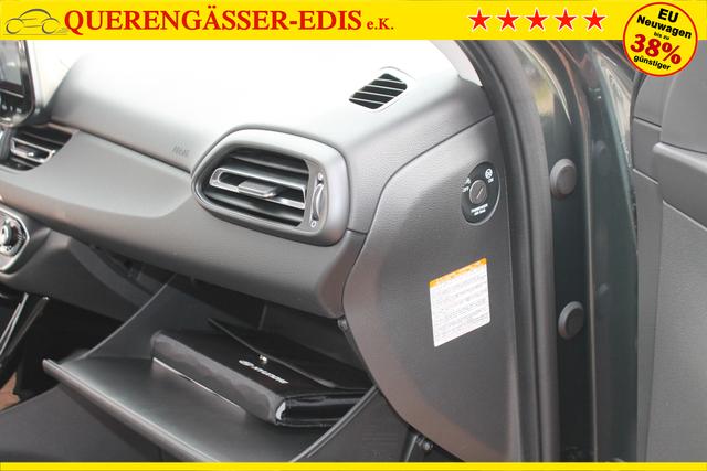 Hyundai i30 Kombi 1.5 T-GDi MHEV DCT "Style" *Navi*Kessy*SHZ+LKH*LED*2 Z Klima* 