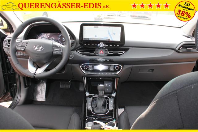 Hyundai i30 Kombi 1.5 T-GDi MHEV DCT "Style" *Navi*Kessy*SHZ+LKH*LED*2 Z Klima* 