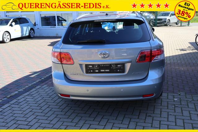 Toyota Avensis Combi 1.8 Valvematic 