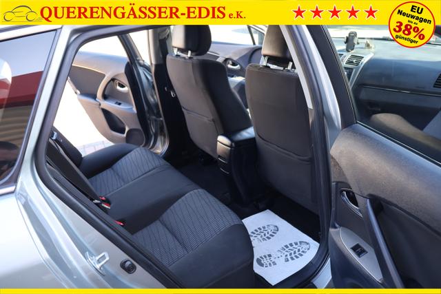 Toyota Avensis Combi 1.8 Valvematic 