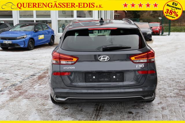 Hyundai i30 Kombi 1.5T-GDi 103kw "Family-CZ" *Navi*SHZ+LKH*KLima*Temp* 