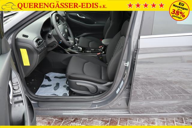 Hyundai i30 Kombi 1.5T-GDi 103kw "Family-CZ" *Navi*SHZ+LKH*KLima*Temp* 