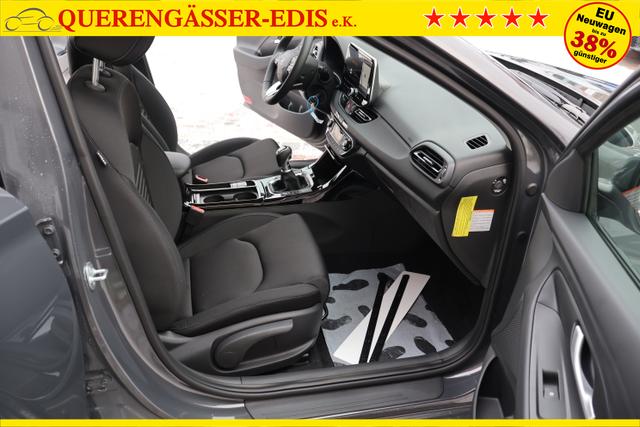 Hyundai i30 Kombi 1.5T-GDi 103kw "Family-CZ" *Navi*SHZ+LKH*KLima*Temp* 