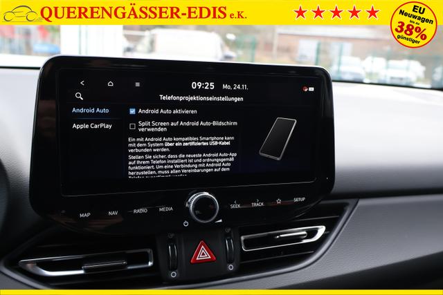 Hyundai i30 Kombi 1.5T-GDi 103kw "Family-CZ" *Navi*SHZ+LKH*KLima*Temp* 