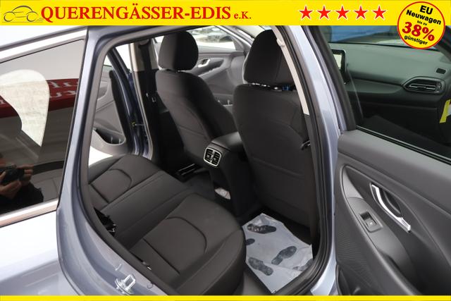 Hyundai i30 Kombi 1.5T-GDi 103kw "Family-CZ" *Navi*SHZ+LKH*KLima*Temp* 