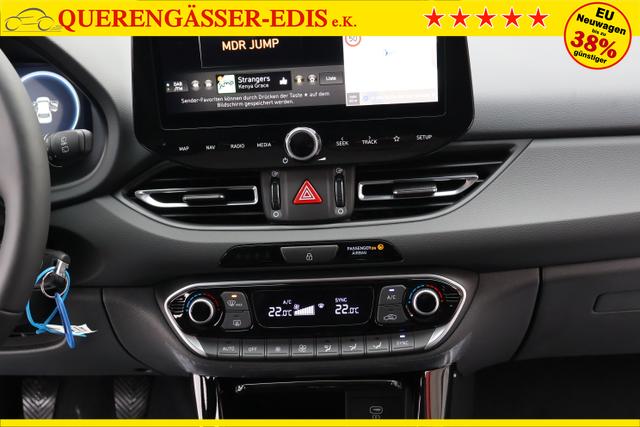 Hyundai i30 Kombi 1.5T-GDi 103kw "Family-CZ" *Navi*SHZ+LKH*KLima*Temp* 